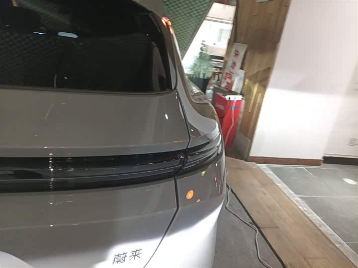 Фото 8 - Nio ET5T