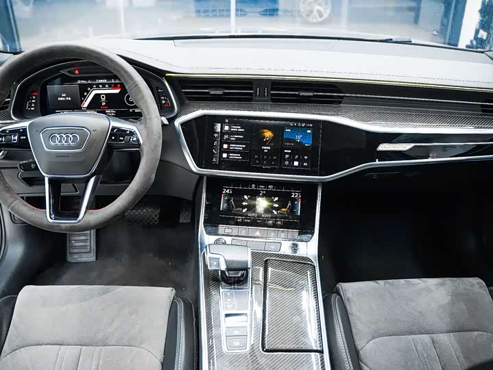 Фото 3 - Audi A6L