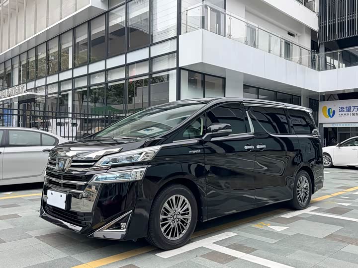 Фото 1 - Toyota Vellfire