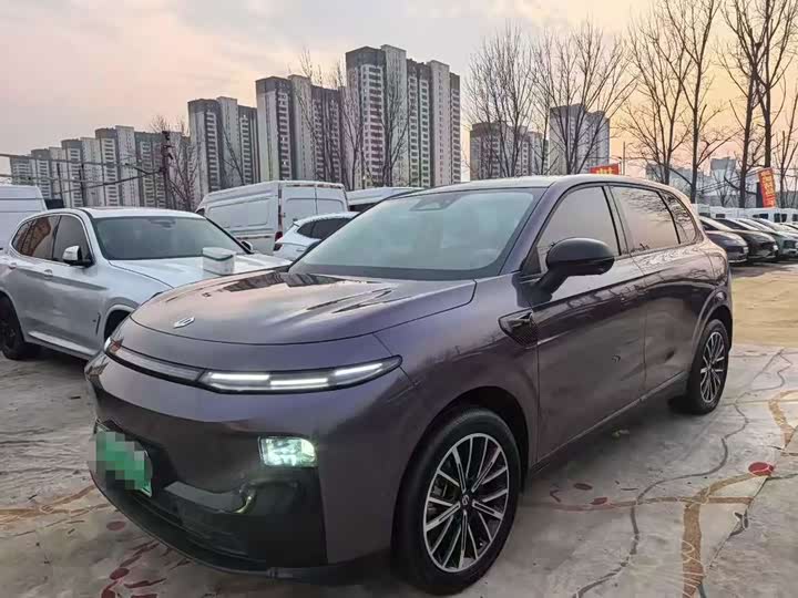 Фото 3 - Leapmotor B10