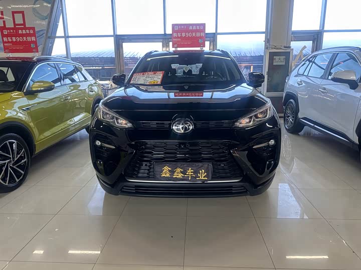 Фото 2 - Toyota Wildlander