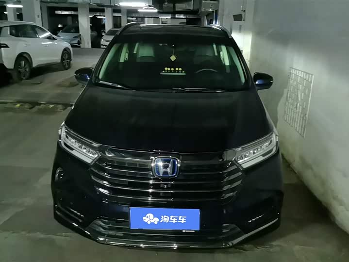 Фото 2 - Honda Odyssey