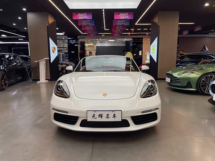 Фото 2 - Porsche 718