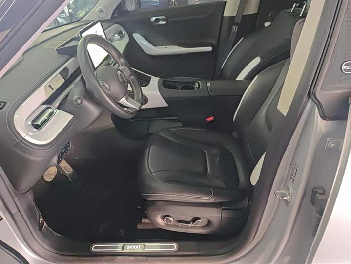 Фото 9 - Smart #1