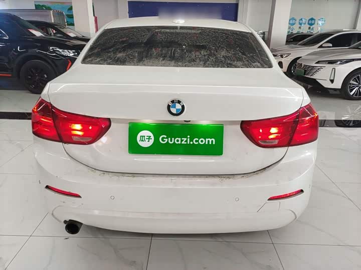 Фото 6 - Chevrolet Onix (Cavalier)