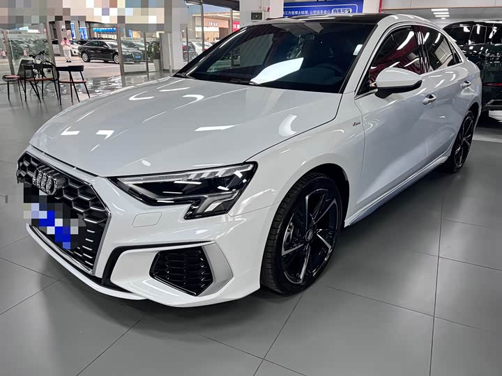 Фото 1 - Audi A3