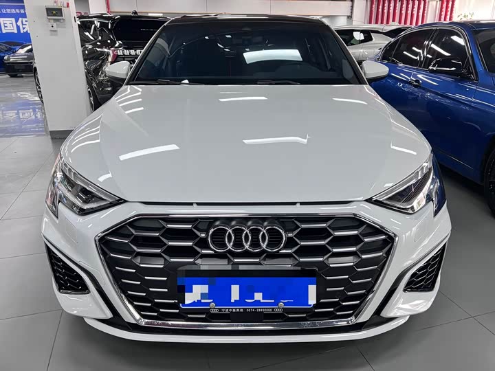 Фото 2 - Audi A3