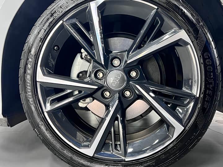 Фото 4 - Audi A3