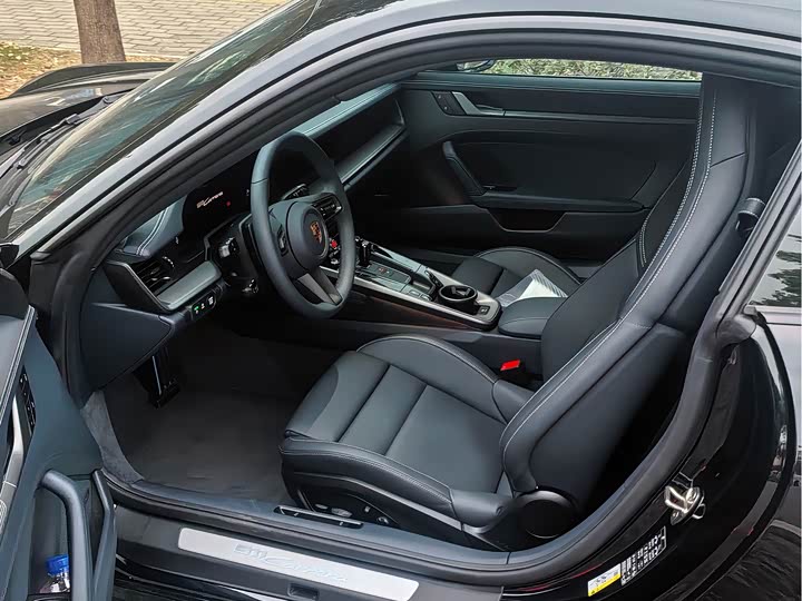 Фото 6 - Porsche 911