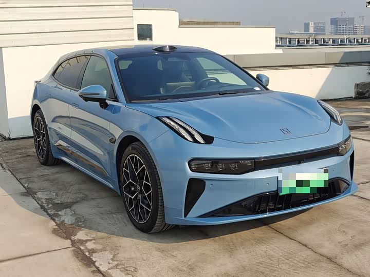 Фото 3 - Zeekr 001