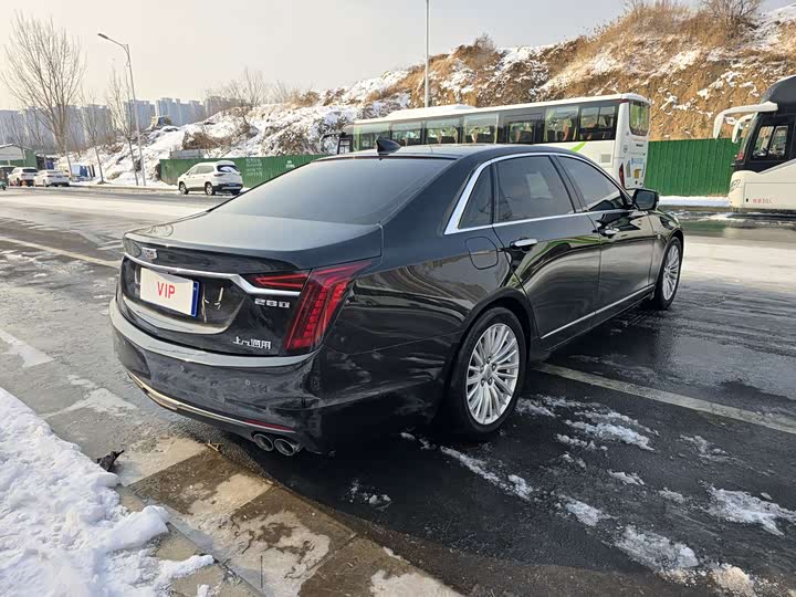 Фото 9 - Cadillac CT6