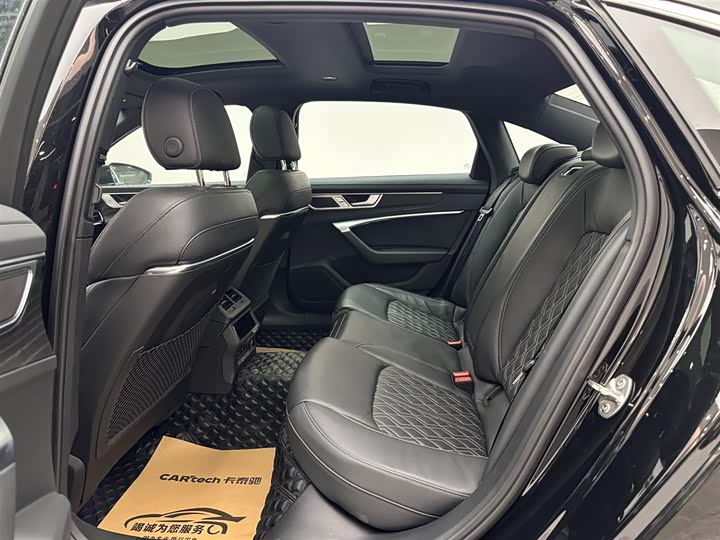 Фото 9 - Audi A6L