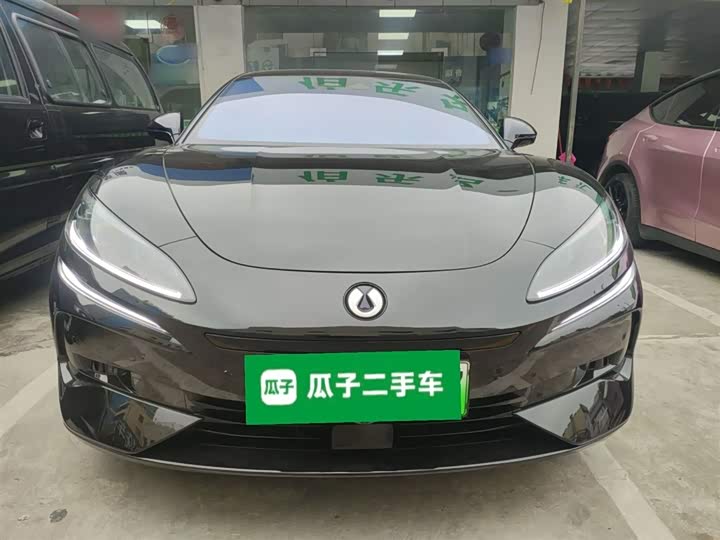 Фото 3 - Denza Z9GT