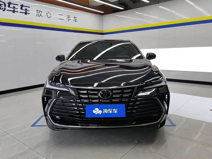 Фото 2 - Toyota Avalon