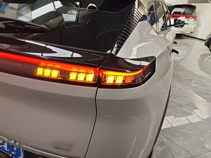 Фото 8 - Dongfeng Aeolus Haohan