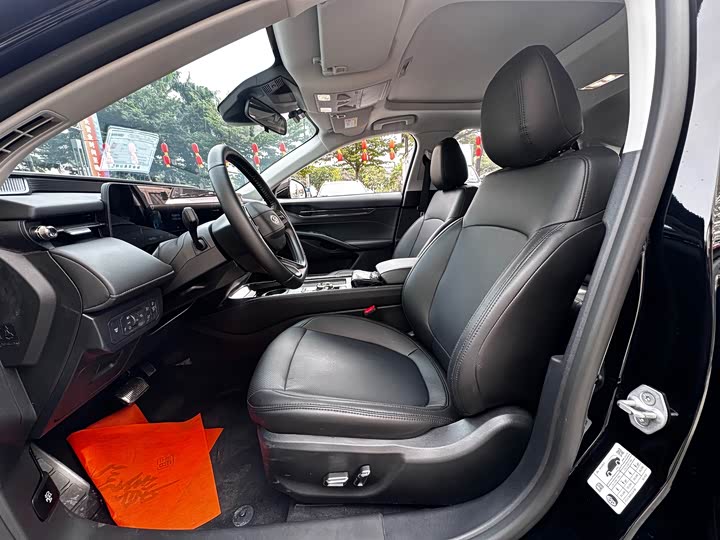 Фото 4 - Ford Mondeo