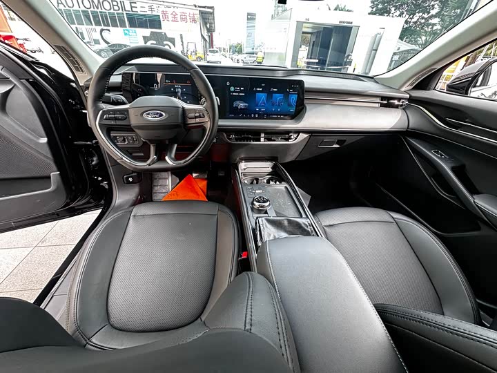 Фото 6 - Ford Mondeo