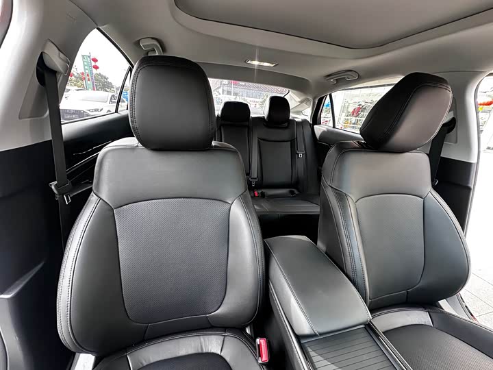 Фото 8 - Ford Mondeo