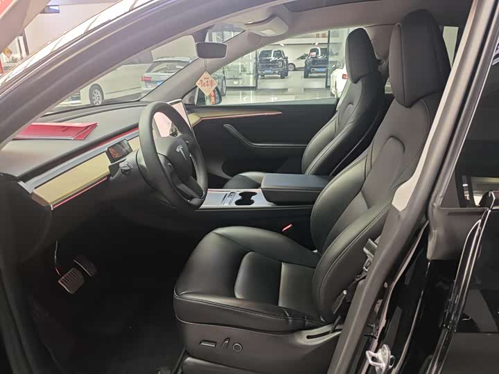 Фото 5 - Tesla Model Y