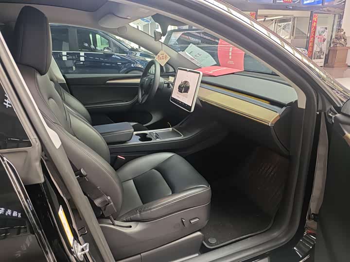 Фото 7 - Tesla Model Y