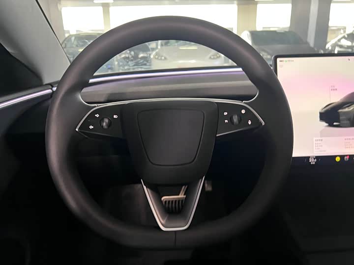 Фото 7 - Tesla Model 3
