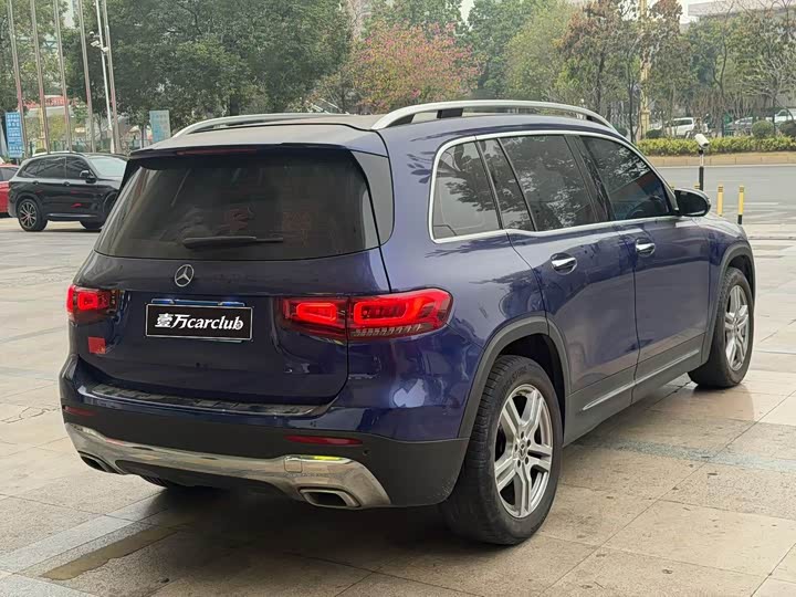 Фото 9 - Mercedes-Benz GLB-Class