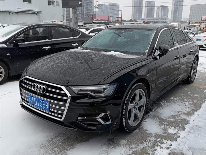 Фото 1 - Audi A6L