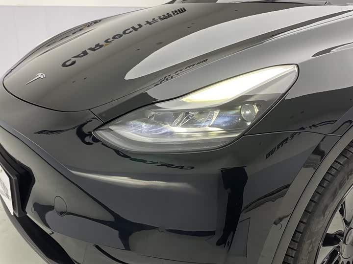 Фото 9 - Tesla Model Y