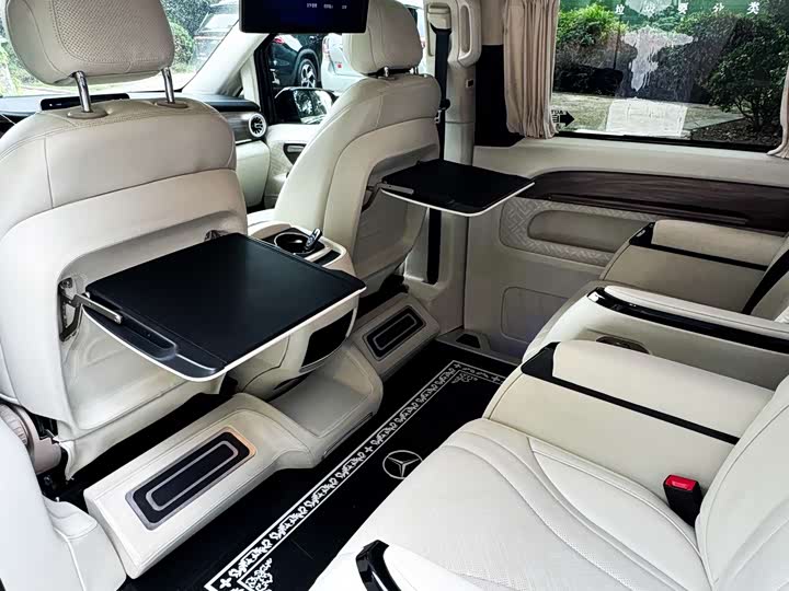 Фото 9 - Mercedes-Benz Vito