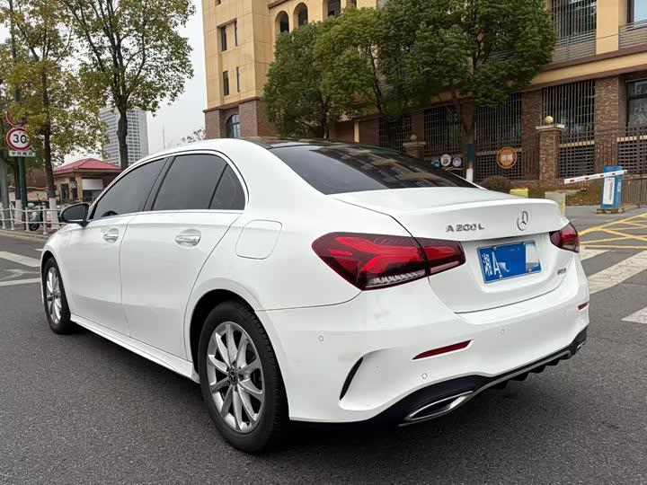 Фото 6 - Mercedes-Benz A-Class