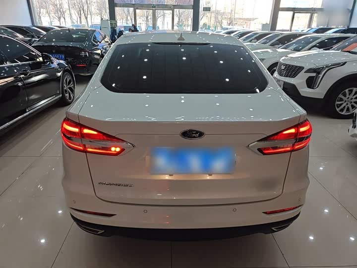 Фото 6 - Ford Mondeo