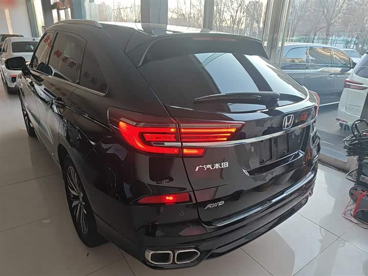 Фото 6 - Honda Avancier