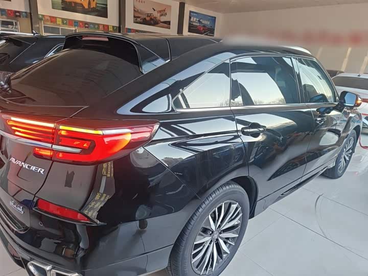 Фото 7 - Honda Avancier