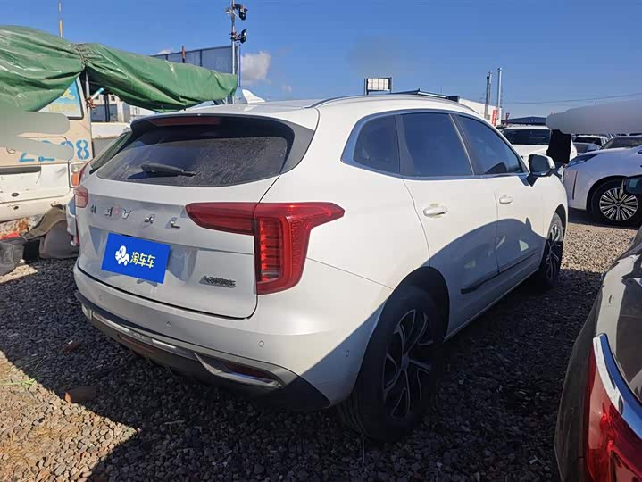 Фото 3 - Haval Jolion