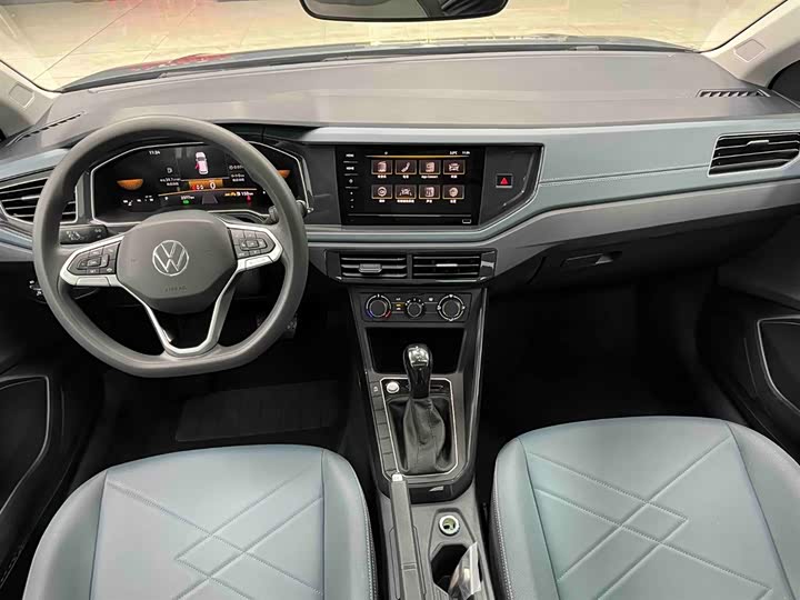 Фото 2 - Volkswagen Lavida