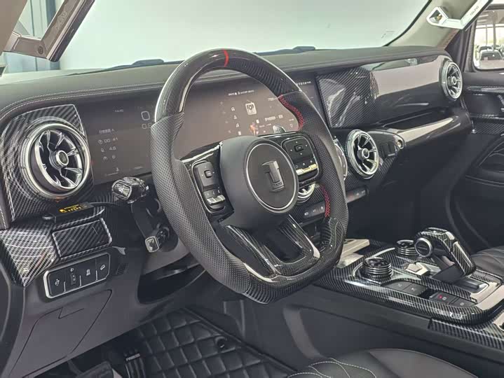 Фото 4 - Tank 300