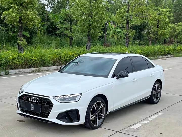 Фото 3 - Audi A4L