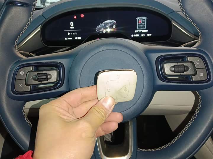 Фото 9 - Zeekr 001