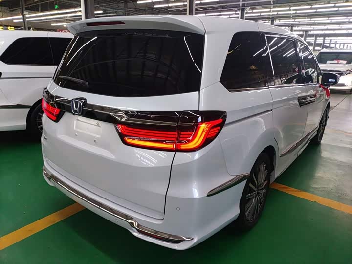 Фото 7 - Honda Elysion