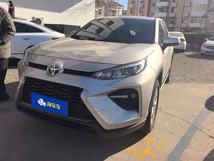 Фото 1 - Toyota Wildlander