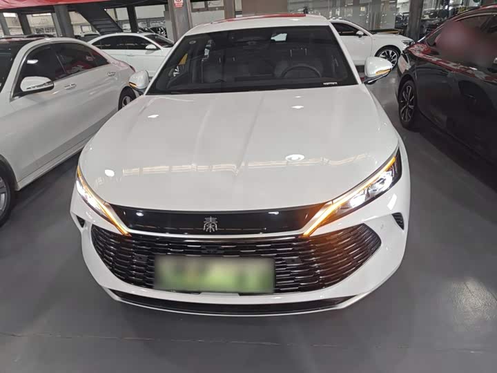 Фото 3 - BYD Qin Plus