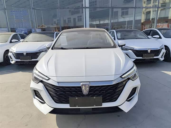 Фото 3 - Roewe i6 Max EV