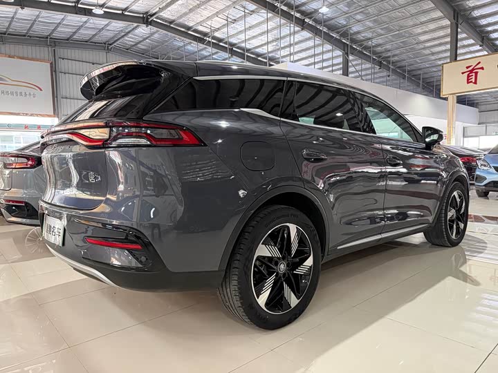 Фото 4 - BYD Tang Hybrid/EV