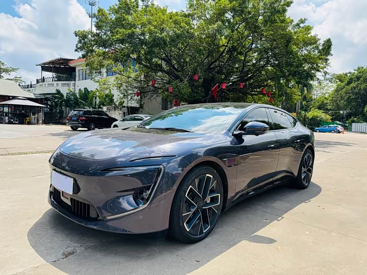 Фото 3 - Avatr 12