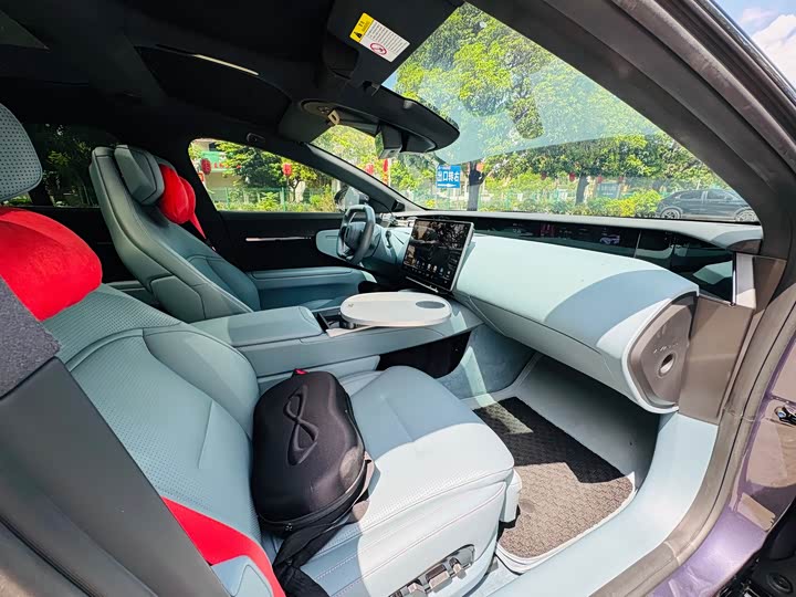 Фото 6 - Avatr 12