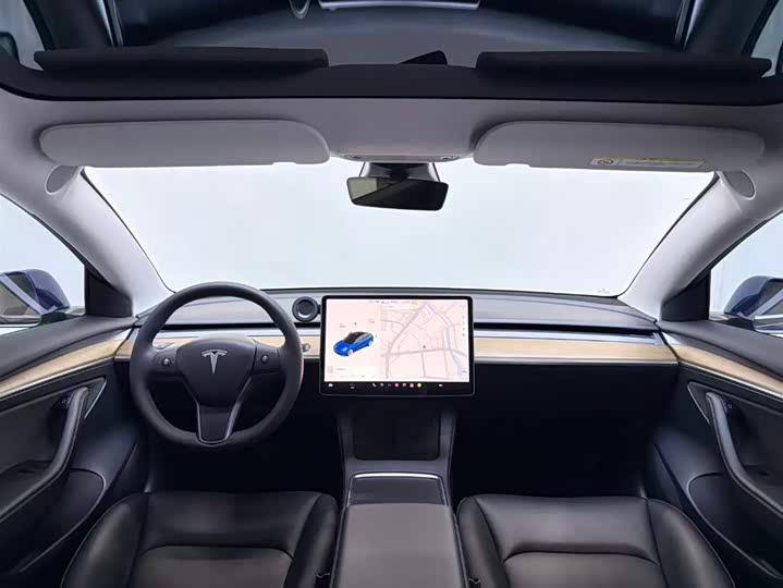 Фото 5 - Tesla Model 3