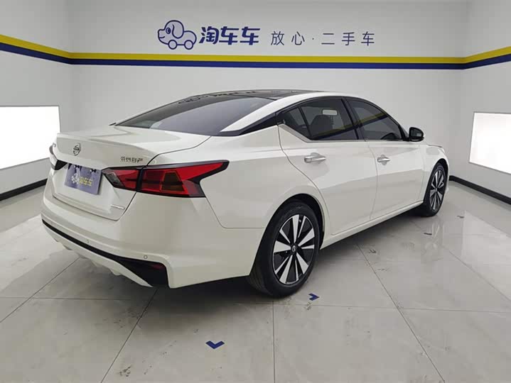 Фото 3 - Nissan Teana