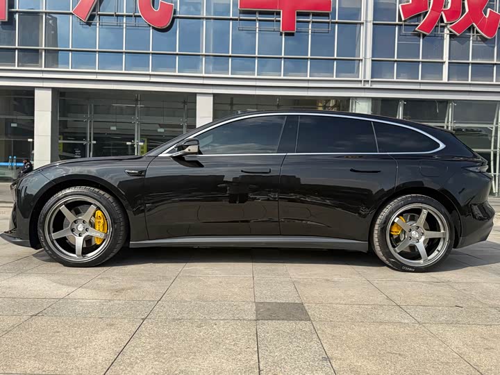 Фото 3 - Nio ET5T