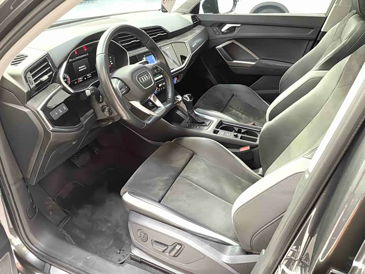 Фото 5 - Audi Q3