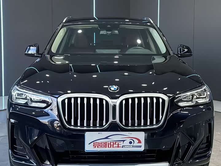 Фото 2 - BMW X3